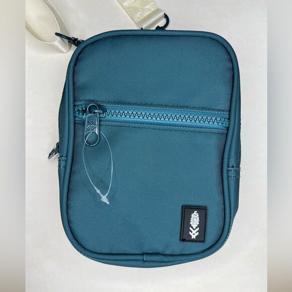 FP Movement x Thread Crossbody Bag - Picture 5 of 8